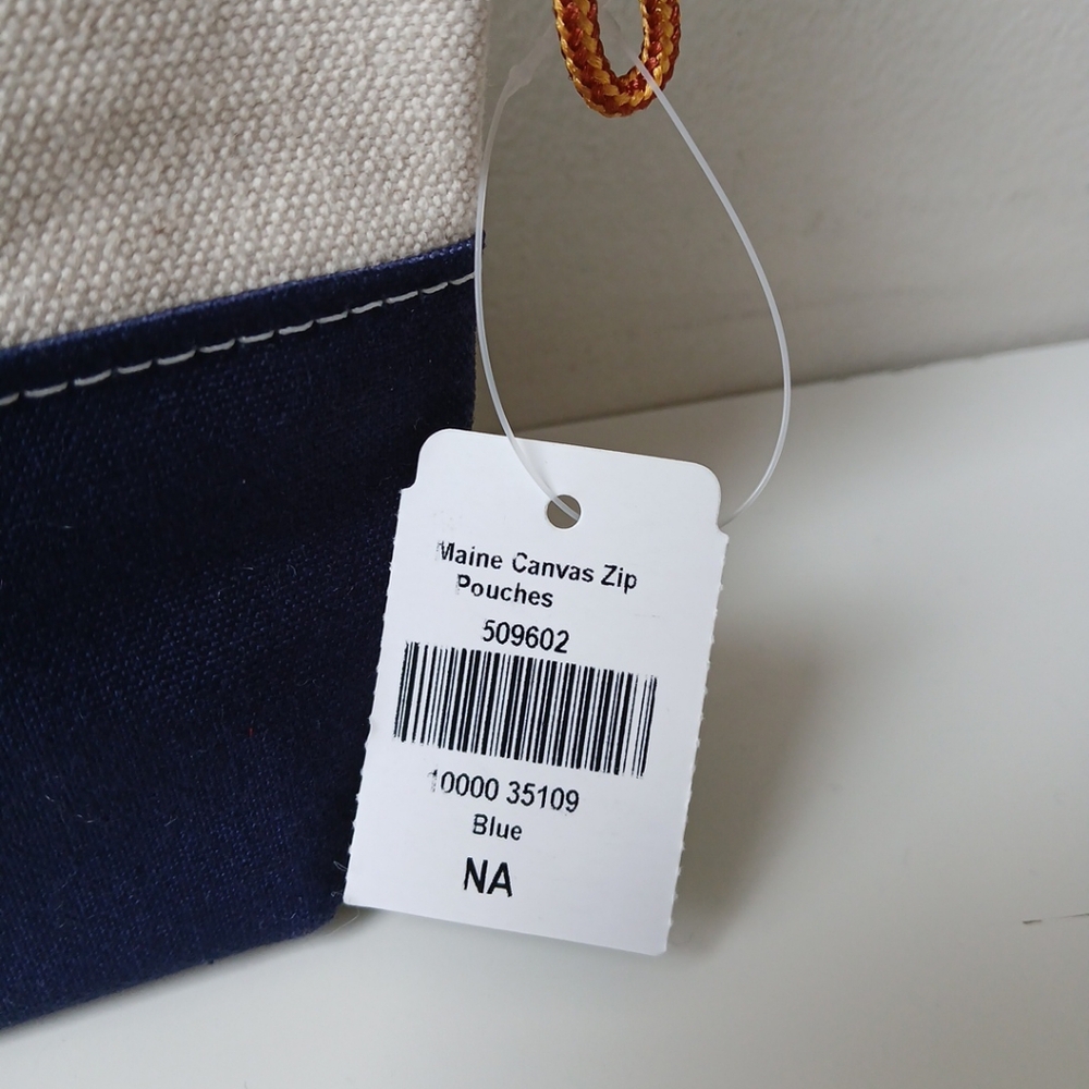 L.L. Bean Boat & Tote Zip Pouch Navy Natural Canvas NWT - Picture 3 of 7